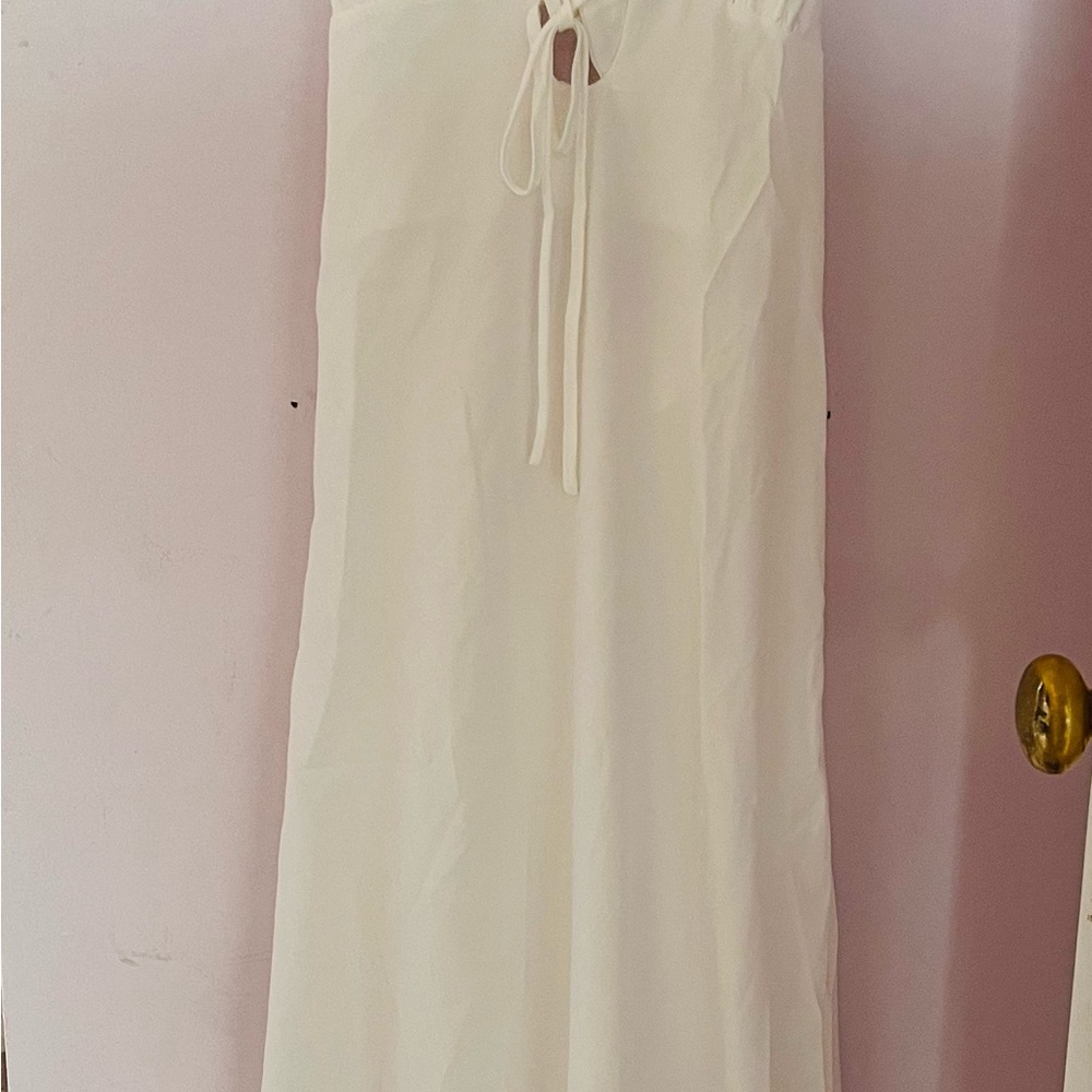 Elegant Cream Maxi Dress
